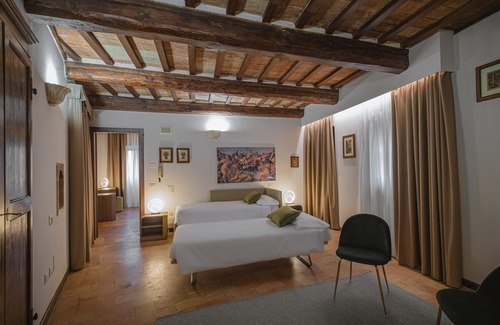 Monteluiano Hotel | Hotel Villa Montegranelli