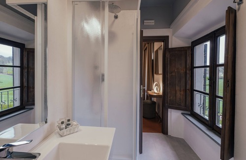 Monteluiano Hotel | Hotel Villa Montegranelli