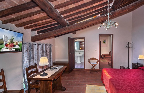 Santa Maria del Giudice Hotel | Hotel Villa Rinascimento