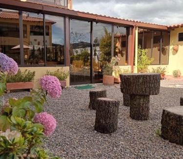 La Chapa Hotel | Hotel Villa Sofia