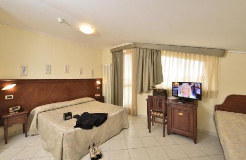 Marina di Massa Hotel | Hotel Villa Tiziana