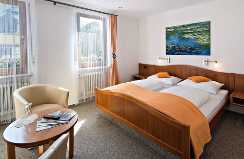 Leiwen Hotel | Hotel Weinhaus Weis