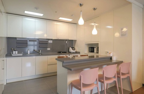 Haeundae Apartment | HOTEL WITH