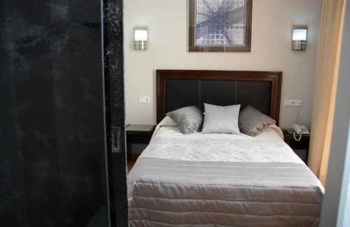 Encarnacion-Regina Hotel | Hotel y Apartamentos Doña Lola