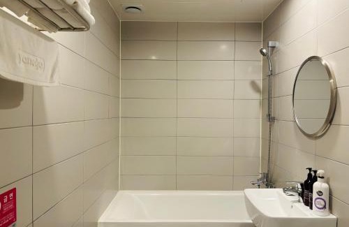 Dong-Gu Hotel | Hotel Yam