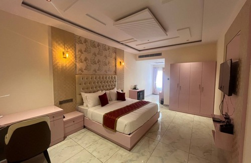Nandigunda Hotel | Hotel Yathin - Mysore