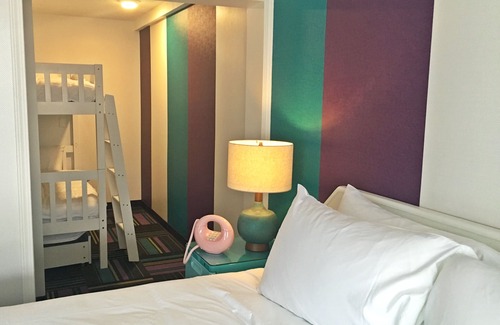 Kelowna Central Business District Hotel | Hotel Zed Kelowna