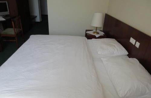 Illmitz Hotel | Hotel Zur Post