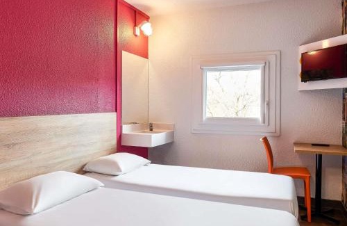 9th Arrondissement Opéra Hotel | HotelF1 Paris Saint Ouen Marché Aux Puces