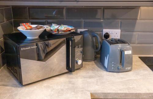 Kirkheaton Apartment | Hotl Aparts at The Deal House