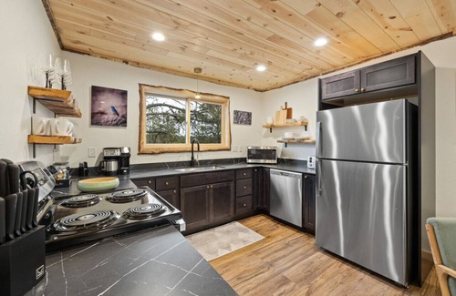 Custer House | Hottub Haven: Sauna + Firepit + Enjoy Wildlife