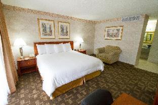 Bakersfield Hotel | Hourglass Hotel, Trademark Collection by Wyndham