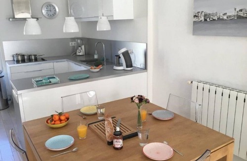 Meze House | House 100m², terrace, air conditioning, 150m from the beach