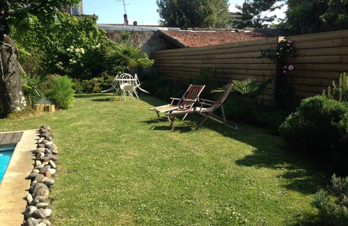 Nansouty-Saint-Genes House | House 200 M2 with garden and pool in Bordeaux