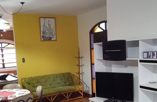 Jardim Capricornio House | House 3 bedrooms 03 bathrooms 100m from the beach in Caraguá. - 2 suites