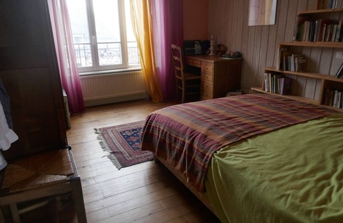 Rive Droite House | House 30 years unpretentious but charming, 2 bedrooms, 4 people