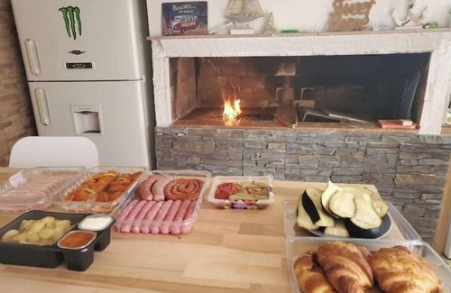 Guimar Ski Chalet | House above the sea. Impressive.