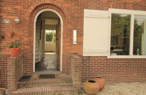 Amsterdam Apartment | House Akerdijk 5 persons 3 bedrooms