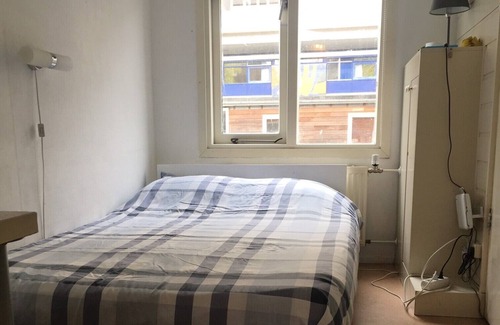 Da Costabuurt Bed & Breakfast | House Boat in Amsterdam