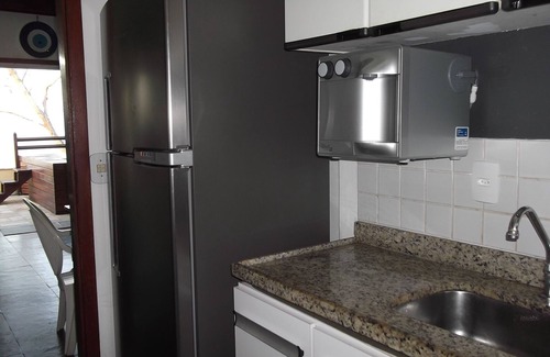 Porto Belo Apartment | House by the sea with beautiful views, veranda and private pool.