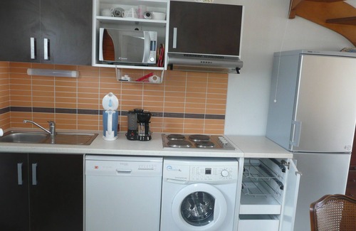 Marseillan House | HOUSE DIRECT ACCESS BEACH TWO BEDROOM facing the Grenadines