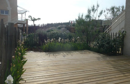 Marseillan House | HOUSE DIRECT ACCESS BEACH TWO BEDROOM facing the Grenadines