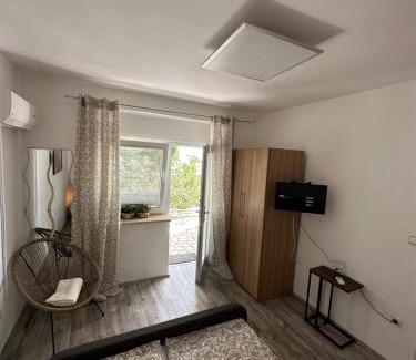 Novi Vinodolski Apartment | house Dragica