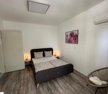 Novi Vinodolski Apartment | house Dragica