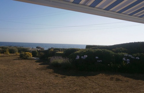 Concarneau House | HOUSE FACING THE SEA IN PRESQU'ILE DU CABELLOU