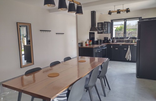 Tignieu-Jameyzieu House | House for 12 people Classified 3 stars at the Gîte de France near Lyon