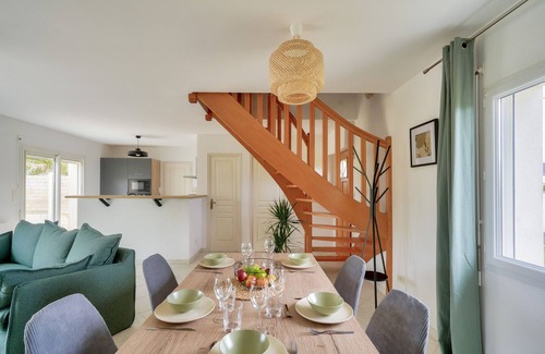 Guilvinec Ski Chalet | House for 4 adults, 1 child 200m from the beach
