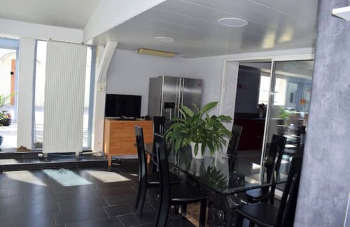 Les Mechins House | House for 8 people