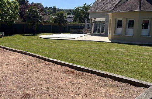 La Riviere-Saint-Sauveur House | House with garden, billiard table and pétanque court