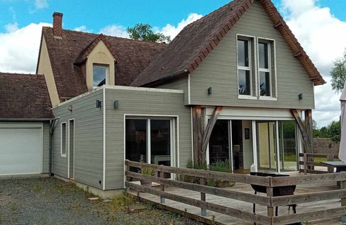 La Riviere-Saint-Sauveur House | House with garden, billiard table and pétanque court