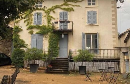 Regnie-Durette House | House in Beaujolais village