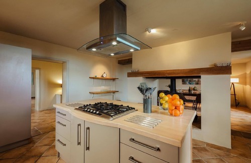 Puygaillard-de-Lomagne House | House in Puygaillard-De-Lomagne with Private Parking