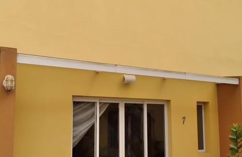 Jardim Capricornio House | House in gated community for 7 people Praia Capricórnio, near Lagoa Azul