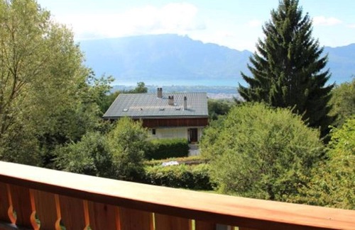 Pugny-Chatenod House | HOUSE IN PEACE WITH LAKE VIEW
