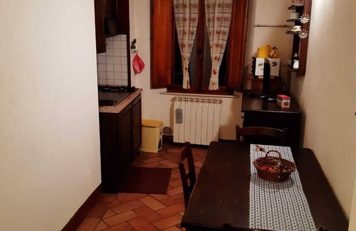 San Quirico d'Orcia House | House in the historic center