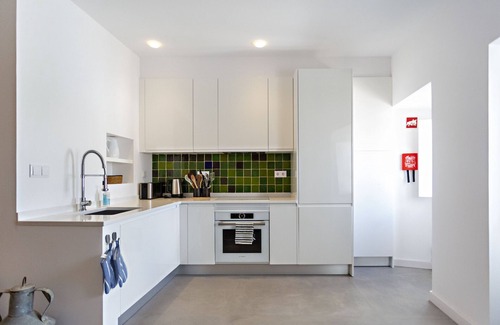 Tavira Ski Chalet | House in Tavira, central and modern, w/swimming pool!