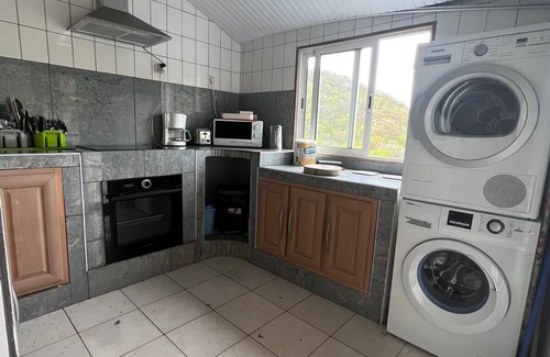 Bas Vent House | HOUSE IN THE WIND