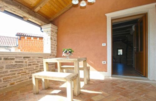 Katun Lindarski House | House Jasici 2014