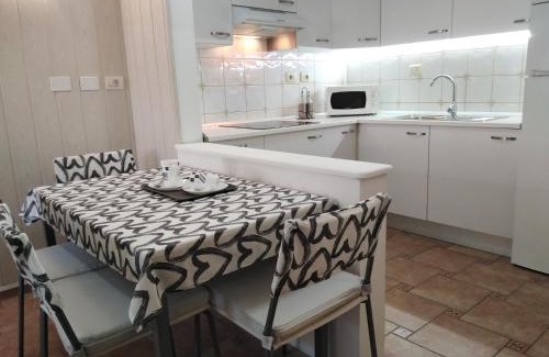 Arona Apartment | House Lilu - luminoso monolocale