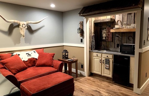 Corryton House | House Mountain Retreat