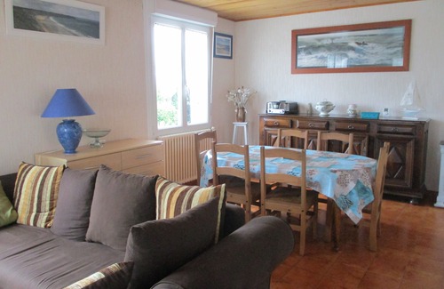 Plerin House | HOUSE NEAR ROSAIRES BEACH