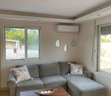 Kropia House | House near the sea