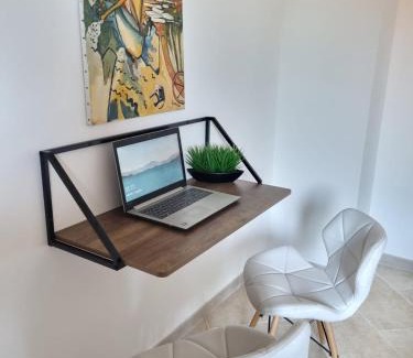 Tiche Apartment | House of Flowers