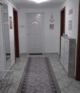 Calea Sever Bocu Apartment | House of Peace- Souterrain- 7 Personen -4 Zimmer