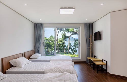 Pinari-gol House | House of Sculpture