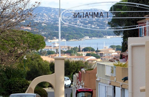 Cogolin House | House on the Gulf of Saint Tropez with a view of Grimaud